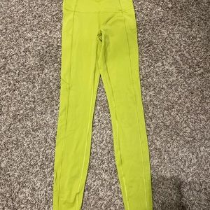 Excellent condition Lululemon Fast and Free Tight